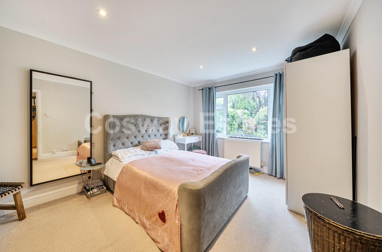 Daws Lane, Mill Hill, NW7, Mill Hill, London
